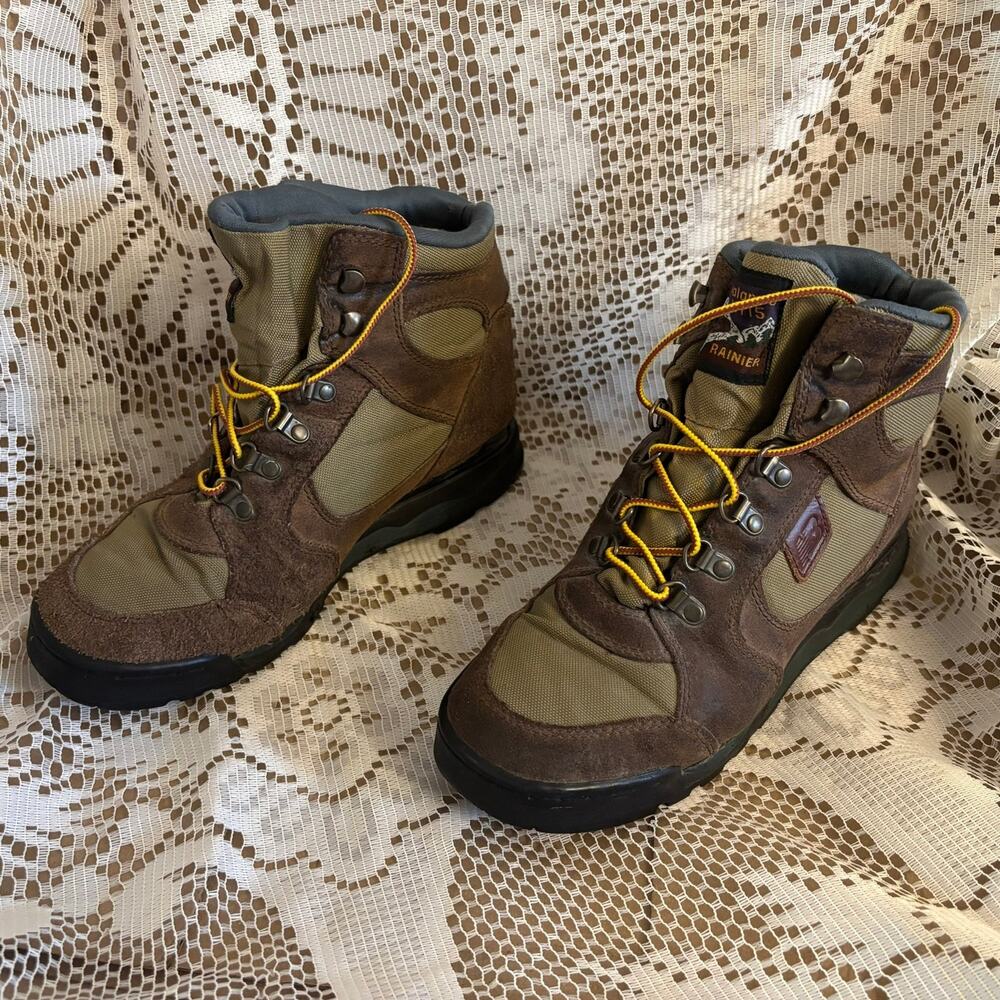 New Balance Rainier H715 Women's US 9.5 B Brown Hiking Boots